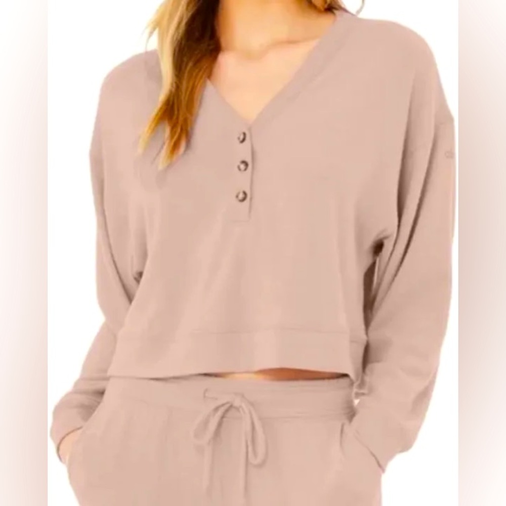 Alolux cropped Henley in gravel XS NWT